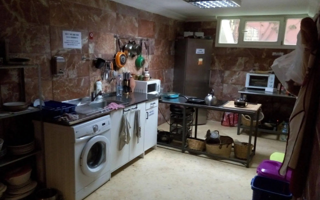 Mia Hostels