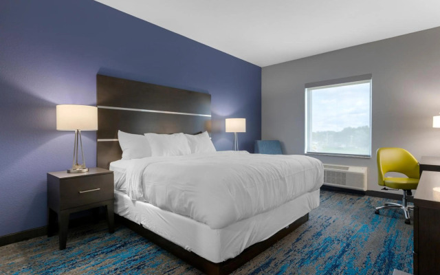 Comfort Inn & Suites Adrian