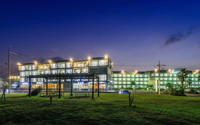 Spring and Autumn Hotel&Resort