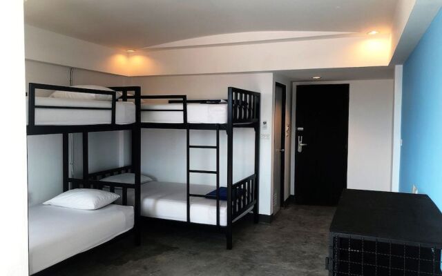 Bodega Koh Samui - Adults Only