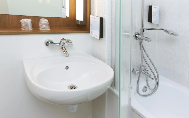 Campanile Paris Ouest - Pont de Suresnes