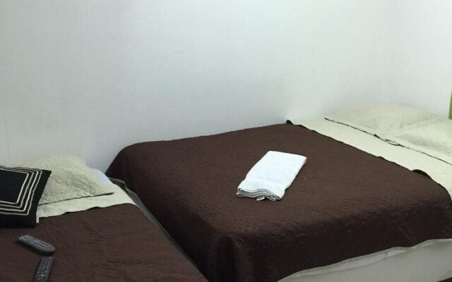 Urban Life Hostal