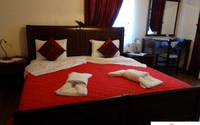 Hotel Kamares