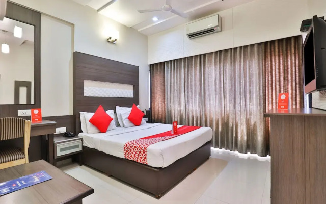 OYO 1271 Hotel Raajpath