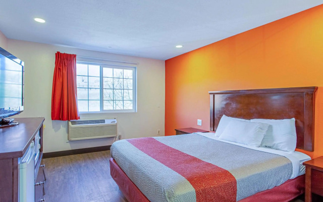 Motel 6 Pendleton, OR - West