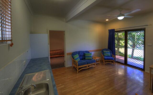 Leanda Lei - Lord Howe Island