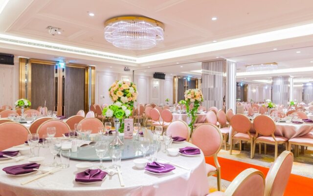 Saint Art Hotel