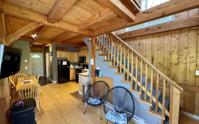 Best Coast Cabin