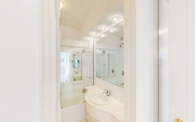 Oceana Suites Vanguardia