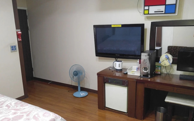 Odyssey  Hotel