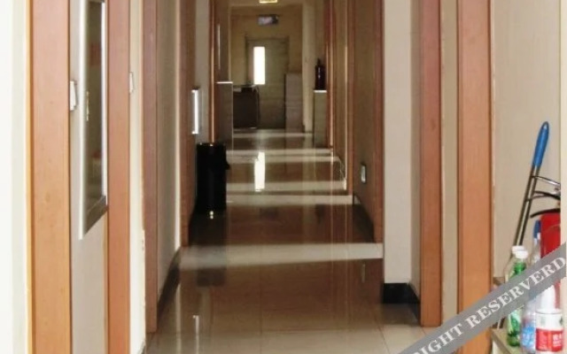 72 Apartment (Shenyang Yishijie Furniture Building A)