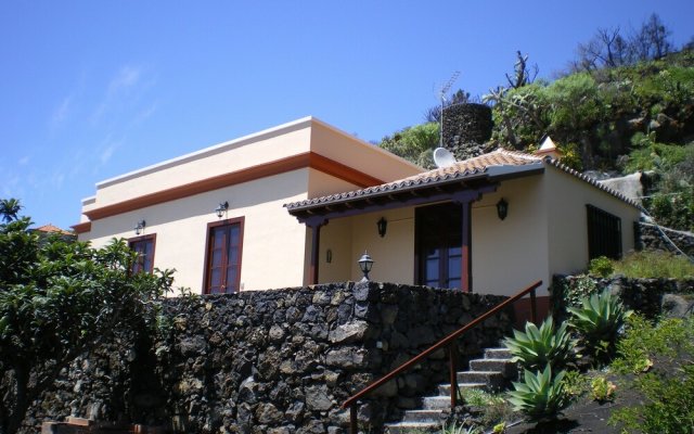 Casa Rural El Níspero by Isla Bonita