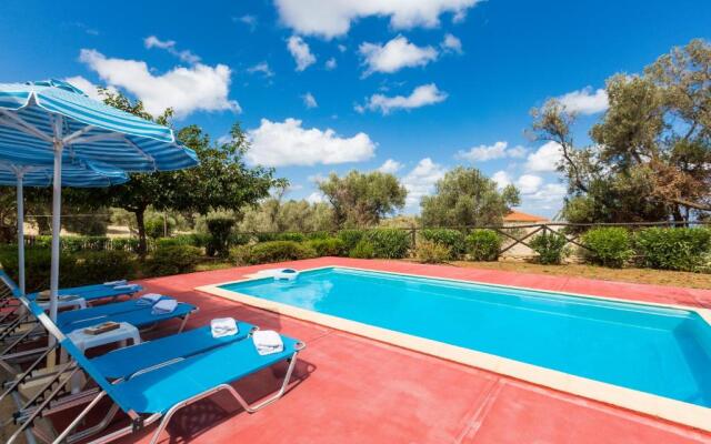 Maroulas Villa Estate