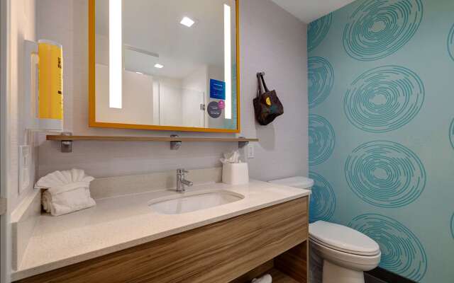 TRU BY Hilton Galveston