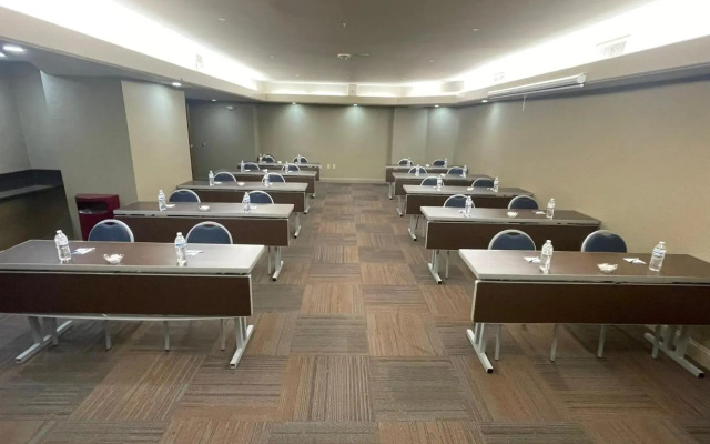 Holiday Inn Express Cleveland Downtown by IHG