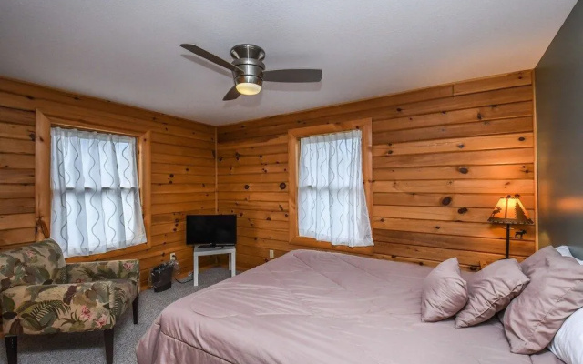 Valley Lodge by Taylor Made Deep Creek