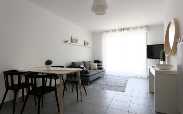 L'escale du Prado Private Apartment