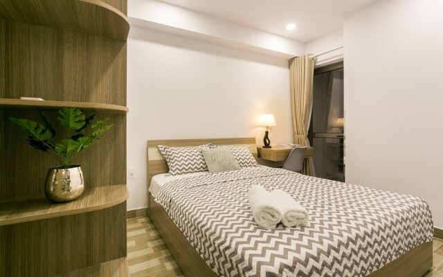 The Milky Way River Gate Apartment