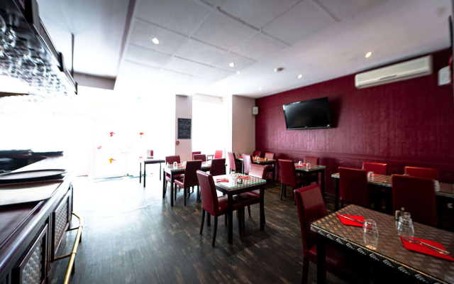 Brit Hotel Confort Auclair Gueret