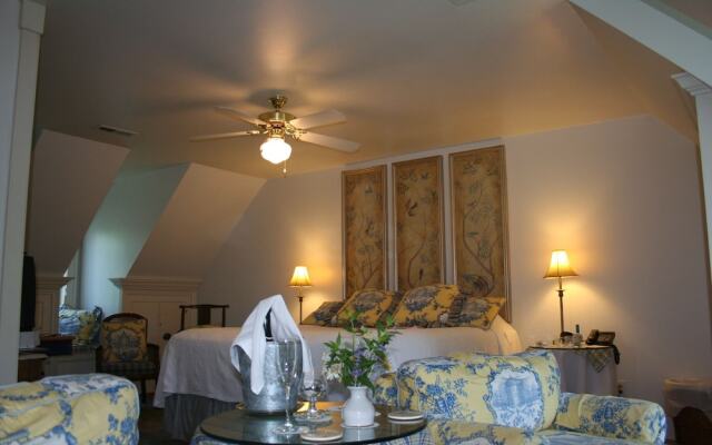 The Red Horse Inn