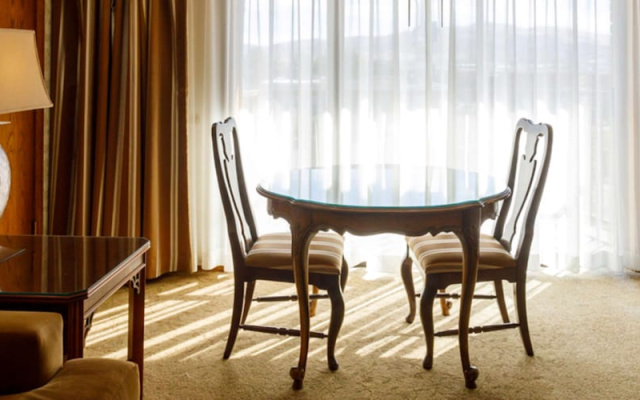Maverick Hotel and Casino by Red Lion Hotels
