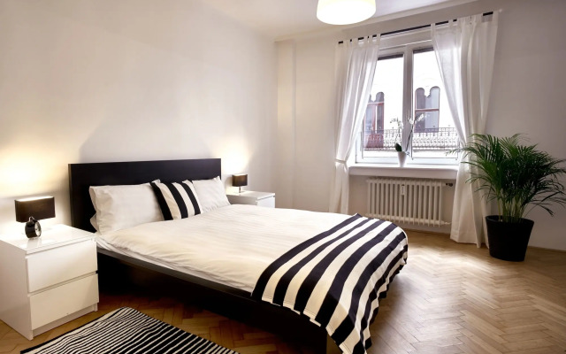 Opera Street Apartments