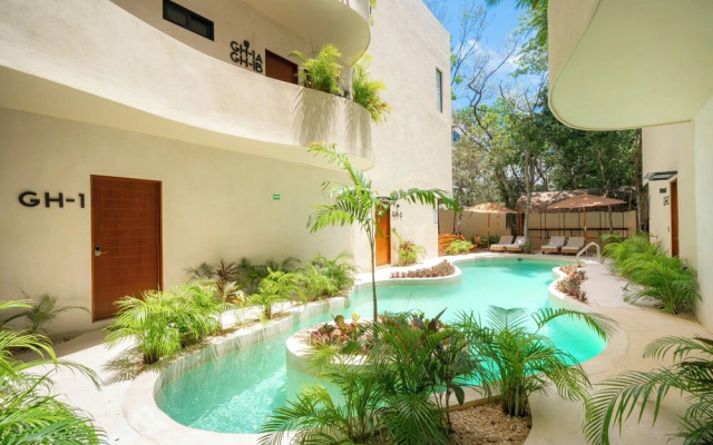 Apartment with Private Pool in Tulum