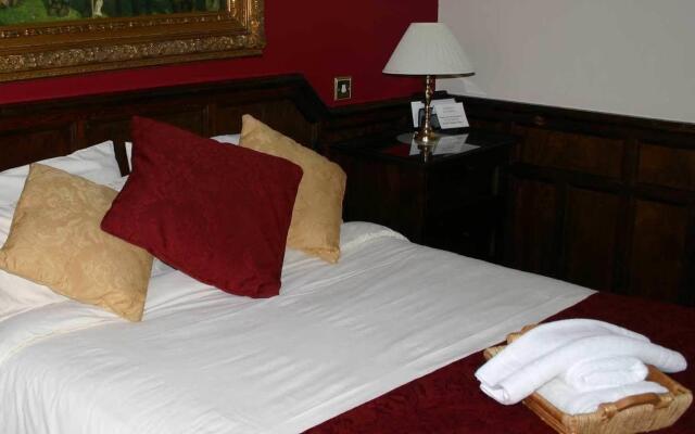 Jd Young Hotel