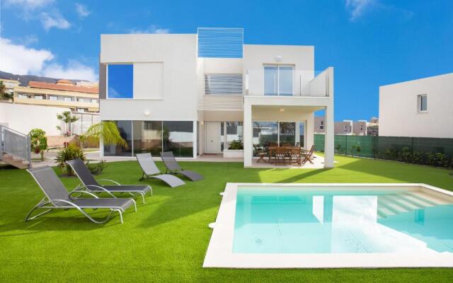 132 Villa Oasis Paraíso by Sunkeyrents