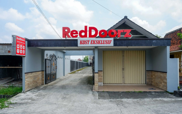 RedDoorz Syariah near RS Hermina Yogyakarta
