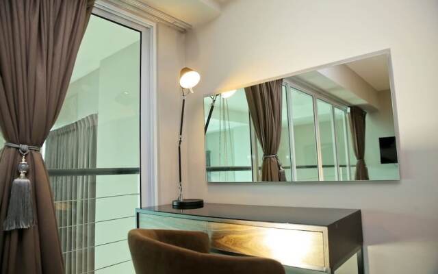 Seafront Duplex Suite at Georgetown