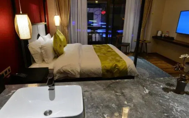 Guixiang Huju B&B (Jianshui Ancient City)