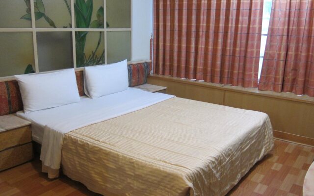 Aiwa Hotel