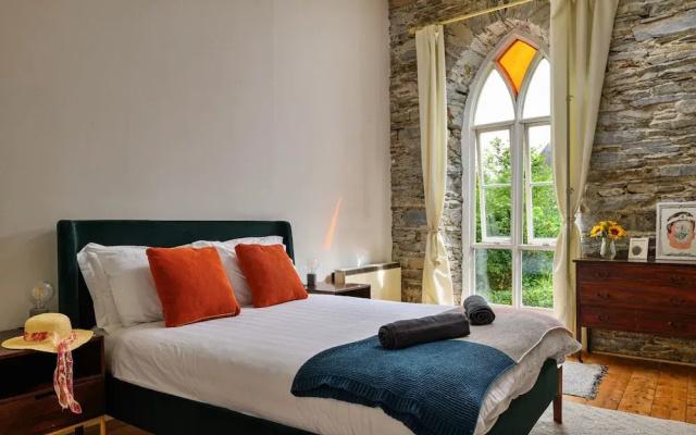 5 Bedroom Holiday Home in Dinas Mawddwy, No Deposit