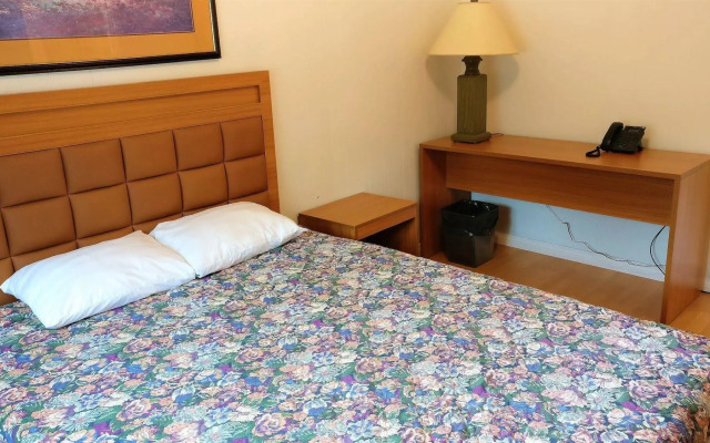 Pemberton Hotel