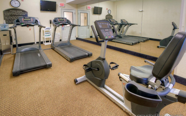 Holiday Inn Express Hotel & Suites Clarksville by IHG