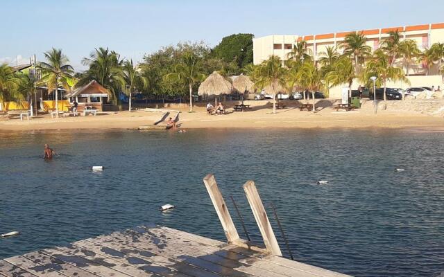 Homely Studio Apartment Curacao