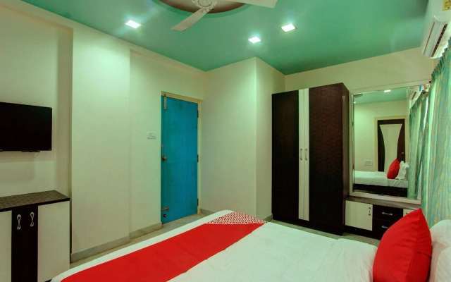OYO 11387 Hotel Kozy Rooms