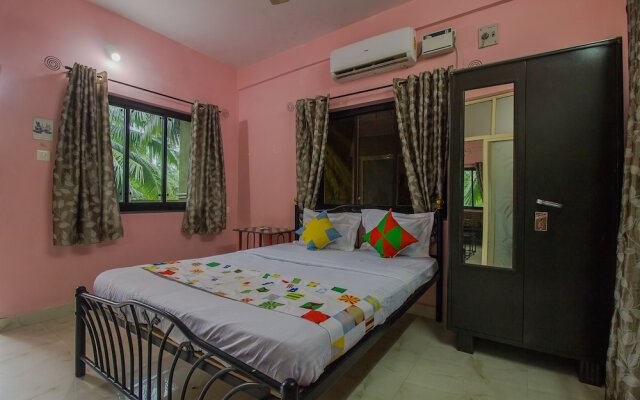 OYO 16852 Home Colorful 2BHK Morjim