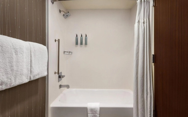 Courtyard By Marriott Tupelo