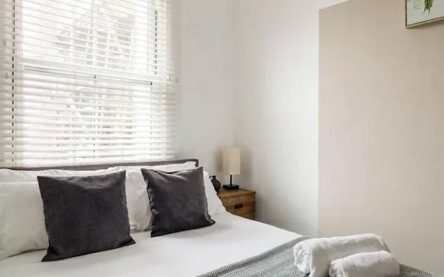 Super Central 3 Bed Property
