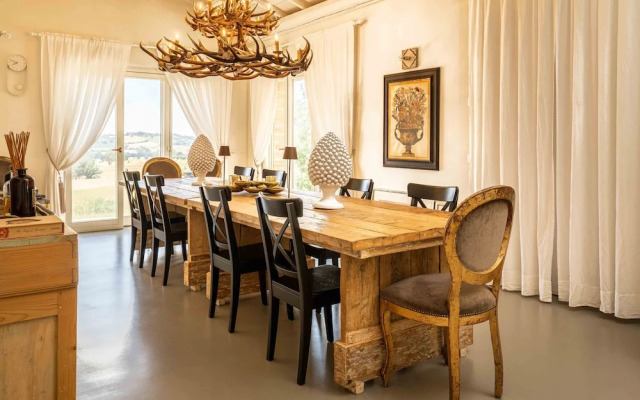 CasaVostra - Ambience Suites