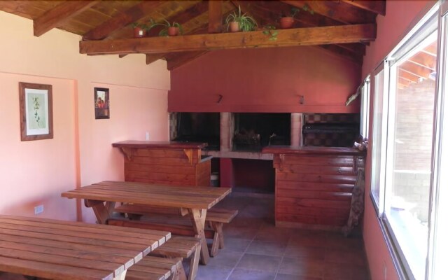 Solar De Las Araucarias Aparts Y Bungalows
