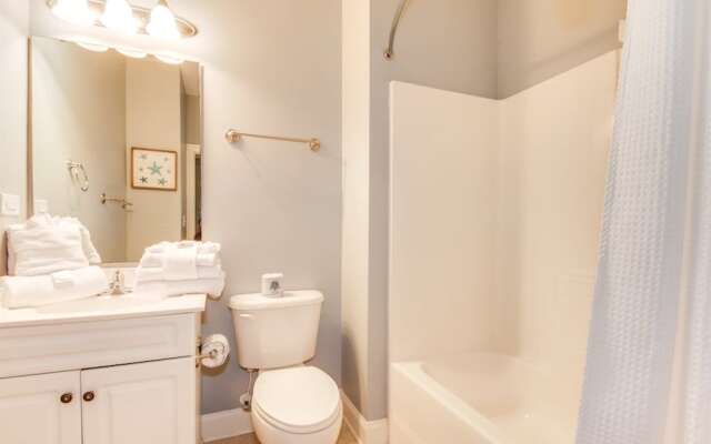 World Tour Golf Links Condos by Escape