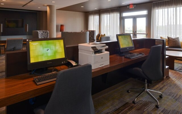 Courtyard St. Louis St. Peters