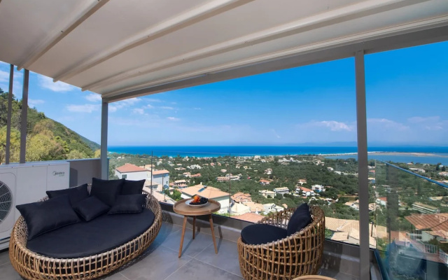 Halcyon Deluxe Maisonettes Sea View