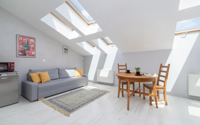Studio Mostowa Krakow by Renters