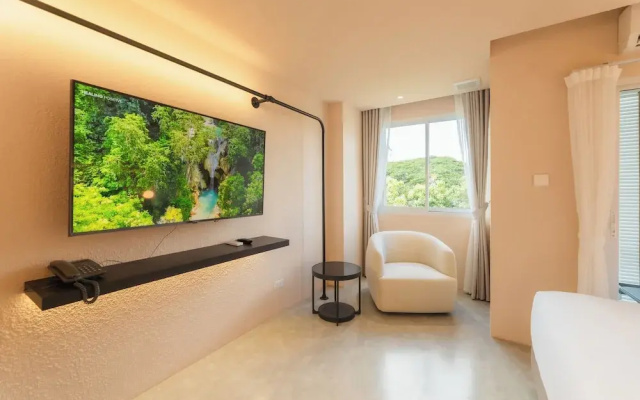 Mai Hotel