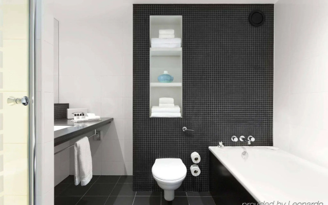 Crowne Plaza London - Docklands by IHG