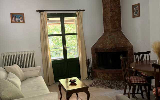 Muntenia Inn Apartments & Suites
